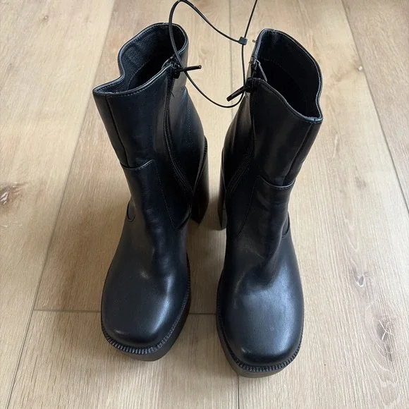 Sz 7.5 Madden Girl Women's Platform Boots Y2k Chunky High Black Block Heel Grace - Picture 2 of 10